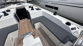  Bavaria C42 9