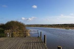 High tide on jetty