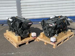 Pair of 2 x YANMAR 6LY2A-STP 440HP 3300RPM Bobtail