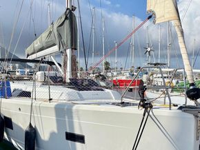 Hanse 388  - Foredeck