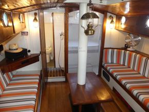 Dutch Barge Tjalk Not a conversion! New build 1974 - Interior