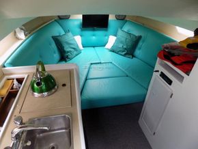 Fairline Carrera 24 Low airdraft. - Looking Forward
