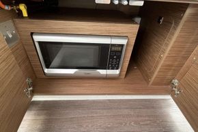 Merry Fisher 895 'Ten'-microwave