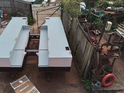 Mini moon pool and plant unit