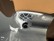 2023 Crownline E235XS