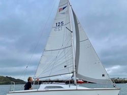 Hunter Medina 20' Trailer Sailer