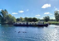 Widebeam - 73 Foot  - Dutch Replica - Live aboard - Barge
