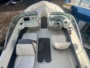 Bayliner 175 GT Bowrider - Cockpit