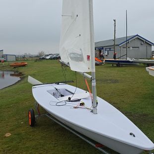 222764 Full & Radial rigs