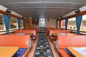 Salon main deck