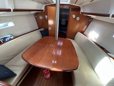 2007 Beneteau Oceanis Clipper 323