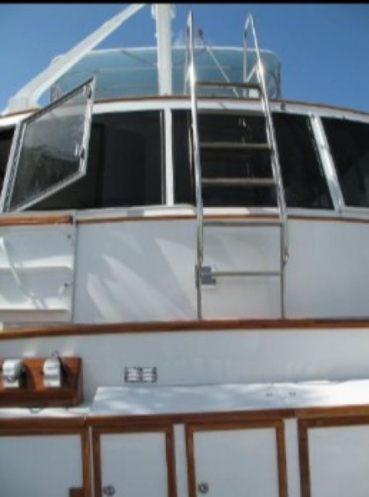 1965 Burger Cockpit Flybridge Motor Yacht