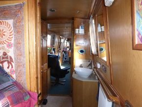 Cain Narrowboat 57'  - Looking Aft