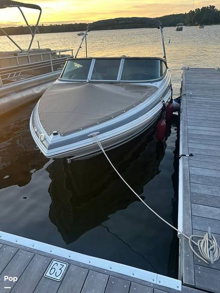 2020 Crownline 215 ss