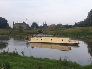 Hybrid narrowboat 57&rsquo; cruiser stern 2018