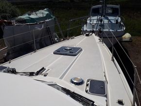 Moody Eclipse 33  - Foredeck