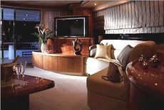 Sunseeker 82 Yacht Lounge Area