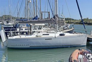 2005 Beneteau First 25.7