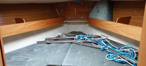 Removable dinghy Davits and outboard engine hoist