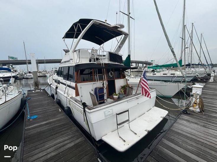 1990 Bayliner 3888 motor yacht