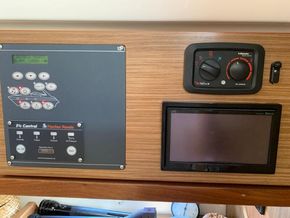 2012 Bavaria Sport 43 Hard Top 25