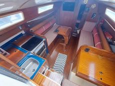 1982 Dufour 3800