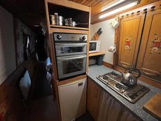 60ft Beautiful Tug Bow 6 Berth With Boatman's Cabin