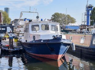 14.5m Houseboat with London Mooring - Ex Police Pilot Boat