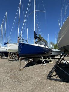 Jeanneau Sun 2500 Cruising Yacht