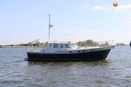 2004  Pilot Whale 45