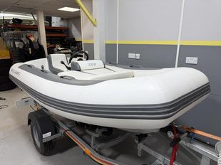 Williams Mini Jet 280 RIB & Trailer
