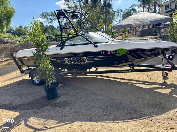 2004 Malibu 21 wakesetter vlx