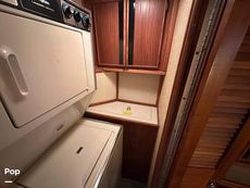 1986 Sea Ray 410 AFt Cabin