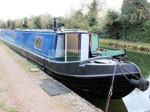 70ft Traditional stern with residential mooring West  London