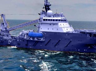 Floating Dock with 5000 Ton Lifting Capacity – For Sale