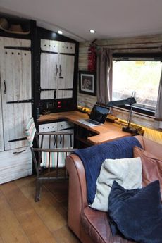 PRICE REDUCED! The Toucan 60&rsquo; x 12&rsquo;6 Eurocruiser 2 bed