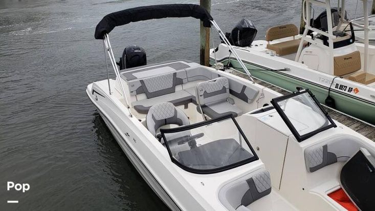 2022 Bayliner vr6