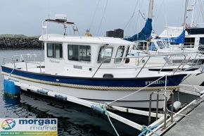 Hardy-Fishing-24-Extended-Wheelhouse-on-water