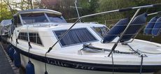 Beautiful Fairline Mirage 29