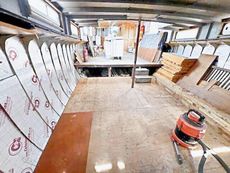 Dutch Barge Project