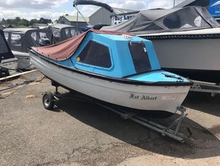Unknown Day Boat