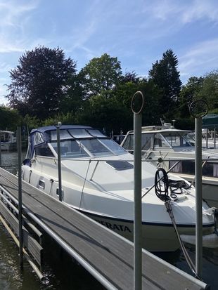 1989 Falcon 23 SPC