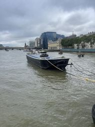 Flat top Thames Barge