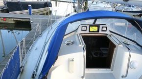 Moody 31 Mk II - Cockpit