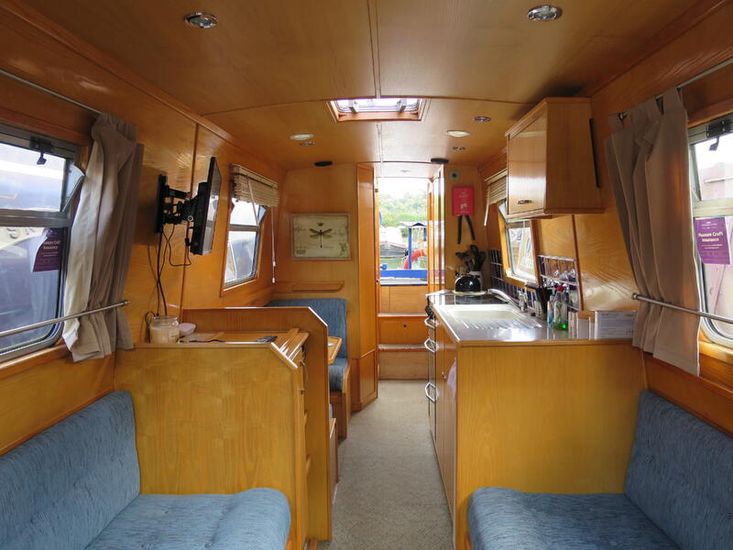 Sea Otter Narrowboats 31 Cruiser Stern for sale UK, Sea Otter