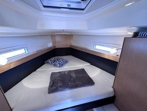 2017 Bavaria 37 Cruiser 21