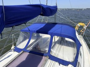 1998 Jeanneau Sun Odyssey 29.2 Lift Keel 17