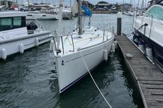 2002 Beneteau First 211
