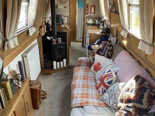 50 ft traditional live aboard narrowboat moorings available 