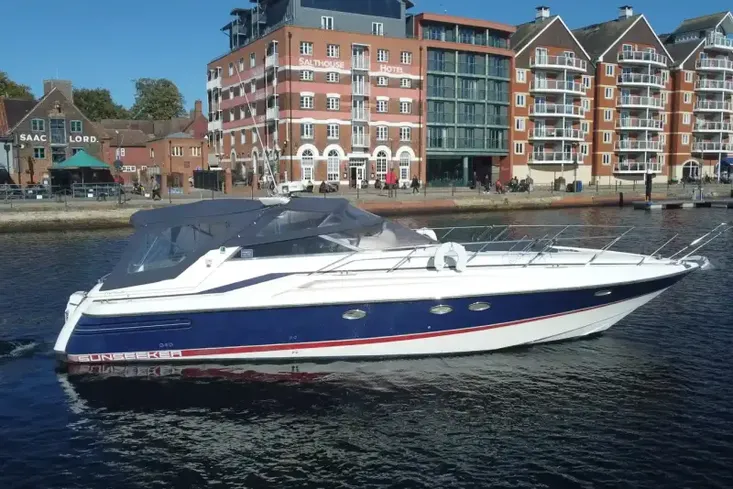 1995 Sunseeker Mustique 42